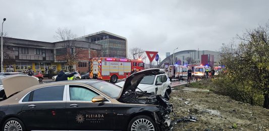 Video! Accident cu victimă in capăt CUG. Este implicata o mașina de lux