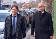 Video! Liderul PNL Vaslui a sosit la sediul DNA Iași însoțit de avocat. Barbu audiat în dosarul Vanbet Mihai Tun si Mihai Barbu