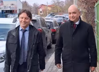 Video! Liderul PNL Vaslui a sosit la sediul DNA Iași însoțit de avocat. Barbu audiat în dosarul Vanbet Mihai Tun si Mihai Barbu