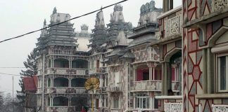 De unde au bani țiganii pentru palate cu turnulețe! Acuzați de evaziune, nu fac o zi de pușcărie! Palate cu turnulete