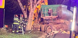 Video! Accident grav la Războieni, un mort două autocamioane făcute zob