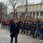 Președintele Nicușor Dan primește onorul