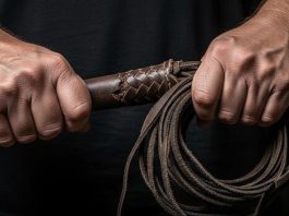 Şocant! Adolescentă lovită cu biciul de propriul tată! Ce a păţit părintele!