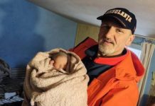 Video! Naștere eroică în Iași: o gravidă a adus o nouă viață în mijlocul nămeților. Tatăl a povestit cum s-a petrecut totul asistentul medical si nou-nascutul