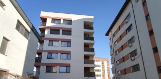 Haos în urbanism. Chirica a cerut în instanță demolarea unui bloc iar până la sentință i-a eliberat autorizația bloc Mihai Vasile Daniel