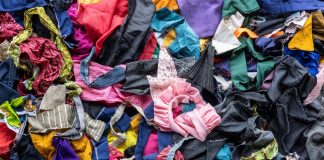 ADIS Iași, în prima linie a colectării selective: de la 26 la 153 de tone de deșeuri textile într-un singur an Asociația de Dezvoltare Intercomunitară pentru Salubritate Iași (ADIS Iași), entitatea care gestionează activitatea de colectare selectivă a deșeurilor