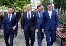 Scandal uriaș în Primăria Iași. Chirica i-a înjurat pe Alexe și Muraru, a devastat sala de ședințe Mihai Chirica, Alexandru Muraru, Costel Alexe