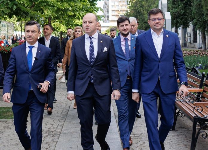 Mihai Chirica, Alexandru Muraru, Costel Alexe