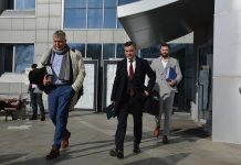 Video! Chirica audiat ca inculpat în dosarul Flux. Decizie șoc: a refuzat varianta închisorii cu suspendare Mihai Chirica și avocatii Daniel Atasie și Bogdan Trofin