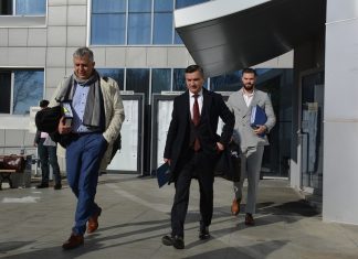 Sentinţă în dosarul „Flux”! Judecătorii de la Tribunal au rămas în pronunţare în procesul primarului Chirica! Mihai Chirica și avocatii Daniel Atasie și Bogdan Trofin
