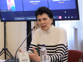 Video! O profesoară pensionară de la Colegiul „Costache Negruzzi” Iași, revoltată din cauza impozitului pe mașină. Acesta este mai mare decât pensia