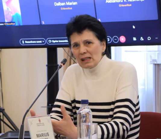 Video! O profesoară pensionară de la Colegiul „Costache Negruzzi” Iași, revoltată din cauza impozitului pe mașină. Acesta este mai mare decât pensia