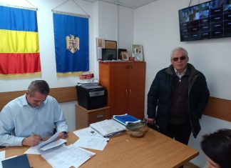 Video! Fostul subprefect Vasile Ețcu a terorizat un sat întreg! Sătenii îl acuză că le-a luat terenurile și i-a scos afară din case