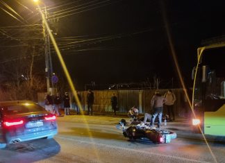 Video! Accident rutier pe șoseaua Iași-Voinești între un autoturism și o motocicletă. O persoană a ajuns la spital