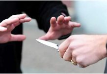 Un bărbat din Focuri a fost înjunghiat de nenumărate ori! Agresorul e chiar fiul concubinei sale