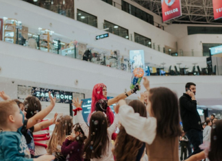 Weekend plin la Palas: demonstrații ale patrulei canine, spectacol muzical susținut de 140 de copii, teatru și ateliere interactive