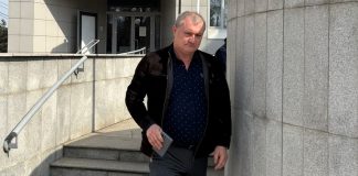 Foto/Video! Notarul Mafiei Imobiliare chemat de judecători să dea explicații. Florea, acuzat de abuz în serviciu notarul Bogdan Daniel Florea-