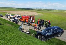 Accident rutier violent în Belcești. Două persoane au avut nevoie de îngrijiri medicale