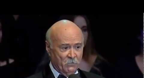 Video! Tudor Gheorghe a ajuns de urgență la spital. Artistul a căzut în baia Hotelului Moldova – Update