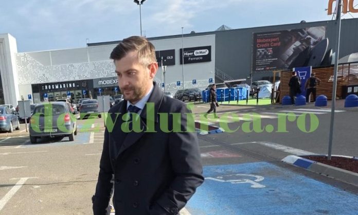 procuror Simon Rotundu