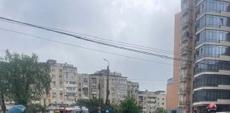 Accident cu trei mașini implicate în Păcurari. O persoană a fost rănită