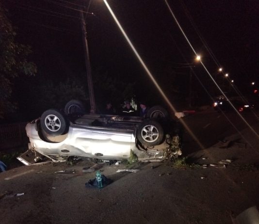 Accident rutier grav în Tătăruși. Trei persoane au fost rănite