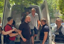 Update! Foto/Video. Cei 14 șoferi de la CTP care au furat motorină au fost aduși la instanța cu propunere de arestare