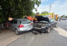 Accident rutier grav în Lețcani. O victimă ar fi rămas încarcerată