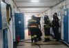 Haos în Penitenciarul Iași. Un deținut a dat foc la pușcărie, gest disperat pentru că i-au refuzat operația pompieri la Penitenciarul Iași