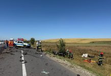 Cine e responsabil de accidentul mortal de la Lețcani. Autoturismul a intrat frontal în camion